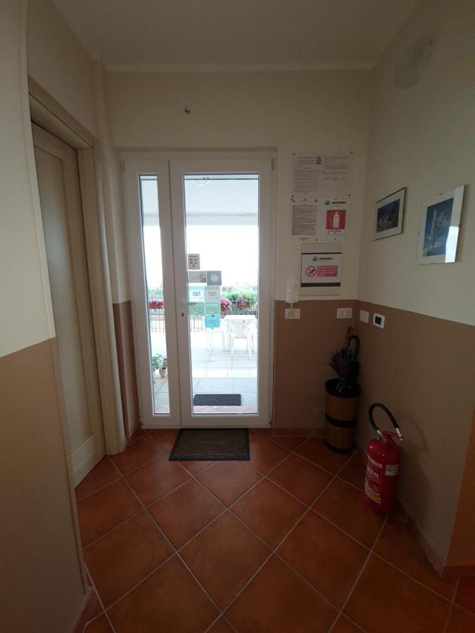 B&B La Petrosa Frascineto Екстер'єр фото