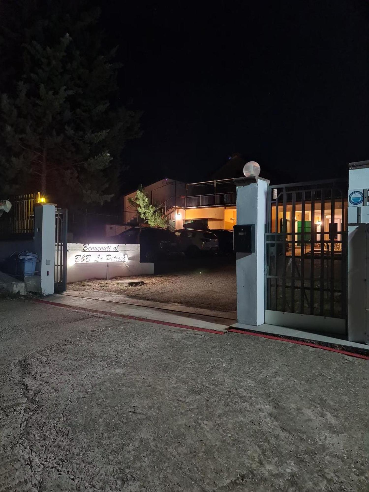 B&B La Petrosa Frascineto Екстер'єр фото