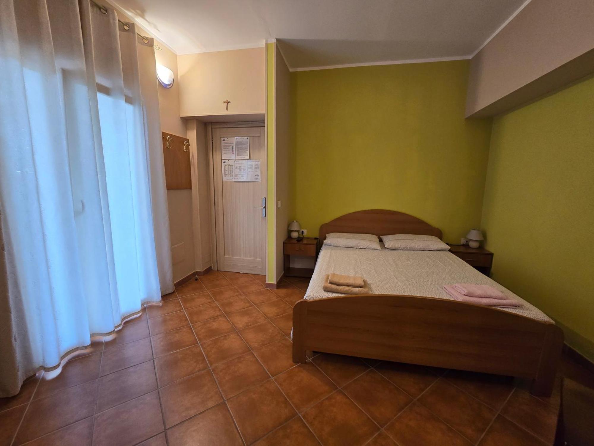 B&B La Petrosa Frascineto Екстер'єр фото