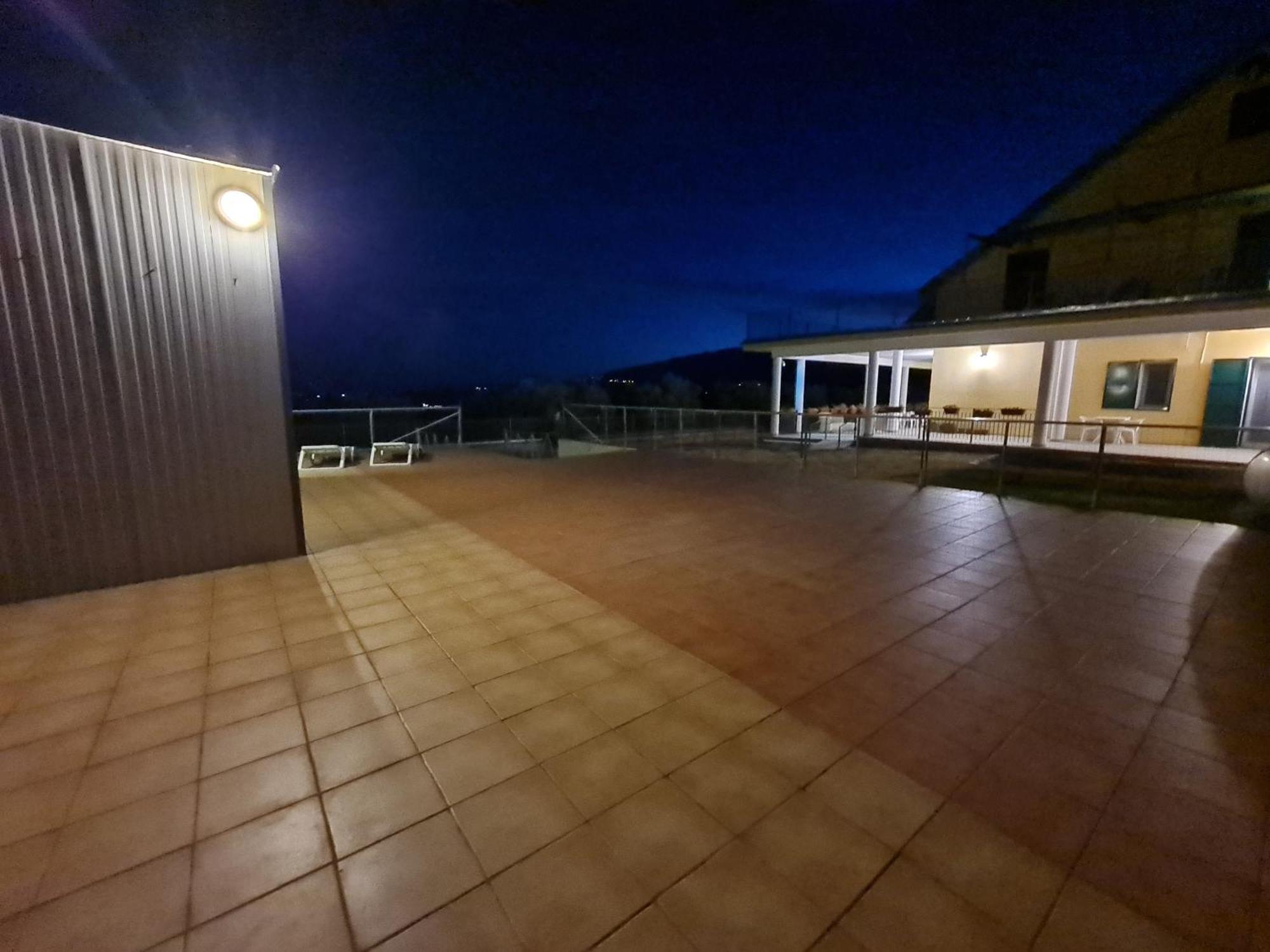 B&B La Petrosa Frascineto Екстер'єр фото