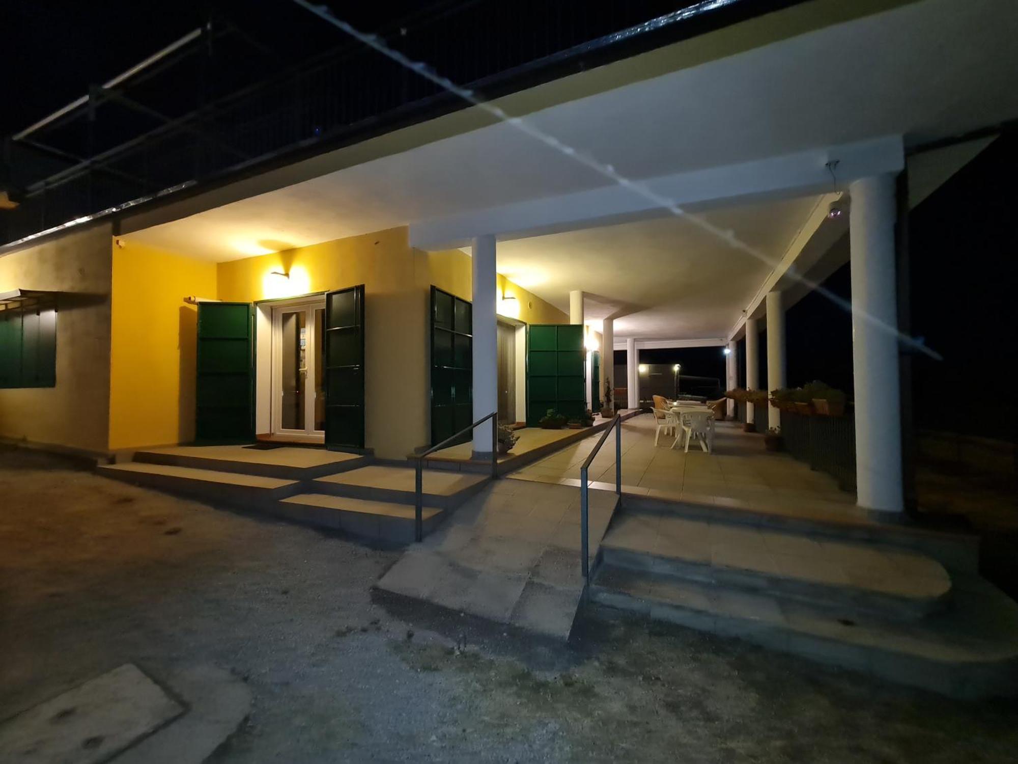 B&B La Petrosa Frascineto Екстер'єр фото